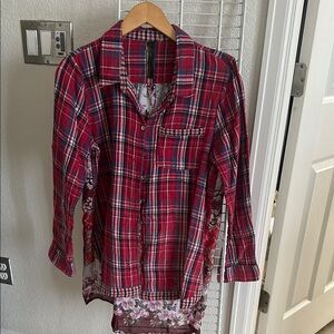 Aratta Red Plaid Button-Up Shirt